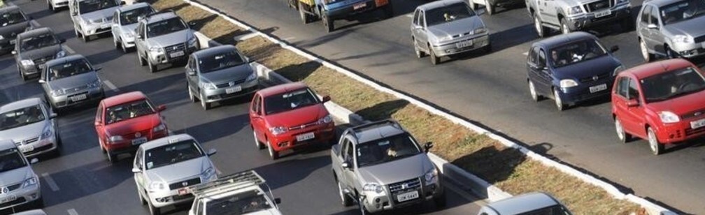 Traffic in Brazil representing middle income trap